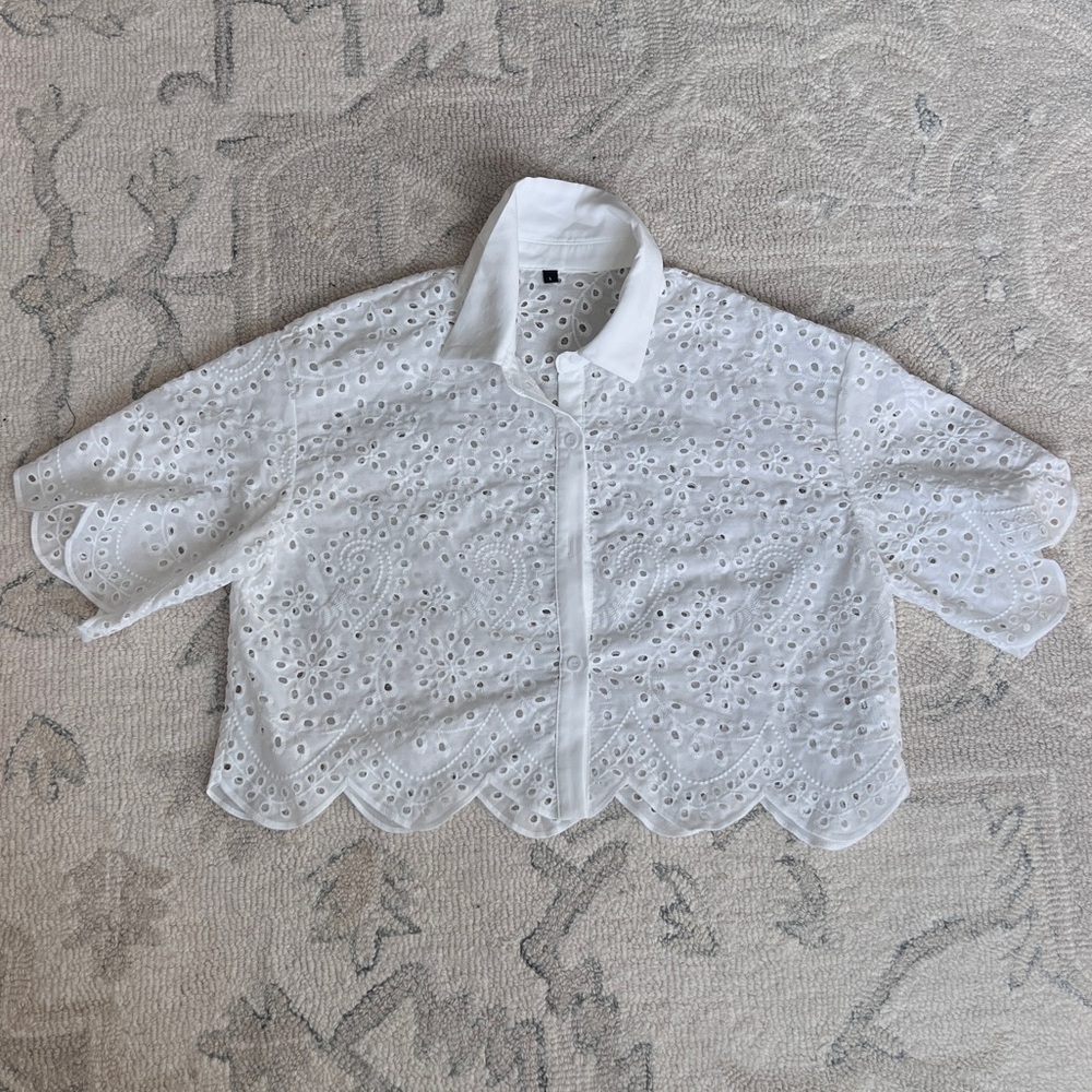 Amazon White Eyelet Crop Top with collar size L